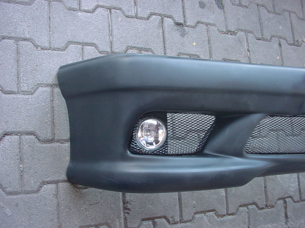 Frontspoiler-Stossfaenger_Mercedes_C-Klasse_W201_Goeckel