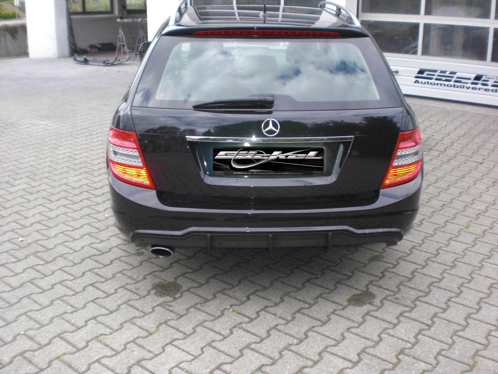 AMG Design C-Klasse W204 Limo. Seriensto&szlig;stange Baureihe bis 03.11
