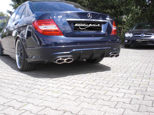 AMG 63 Design C-Klasse W204 Limo. Serienstoßstange Baureihe ab 03.11