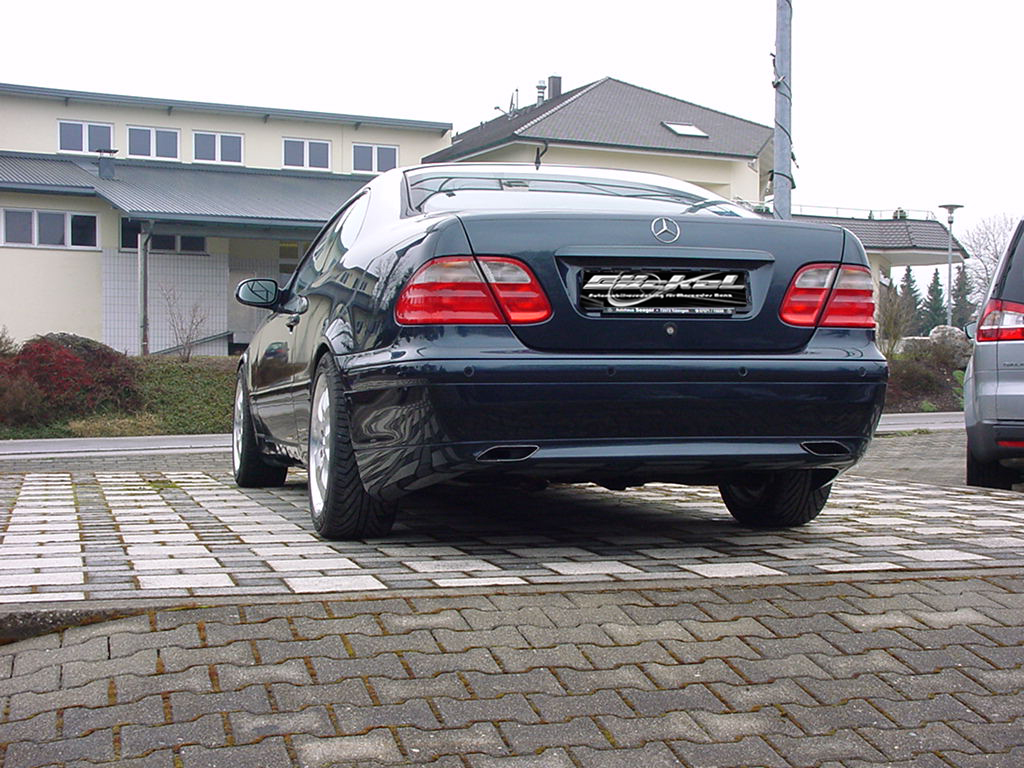 Heck Verkleidung Sch&uuml;rtze clk w208 dezent