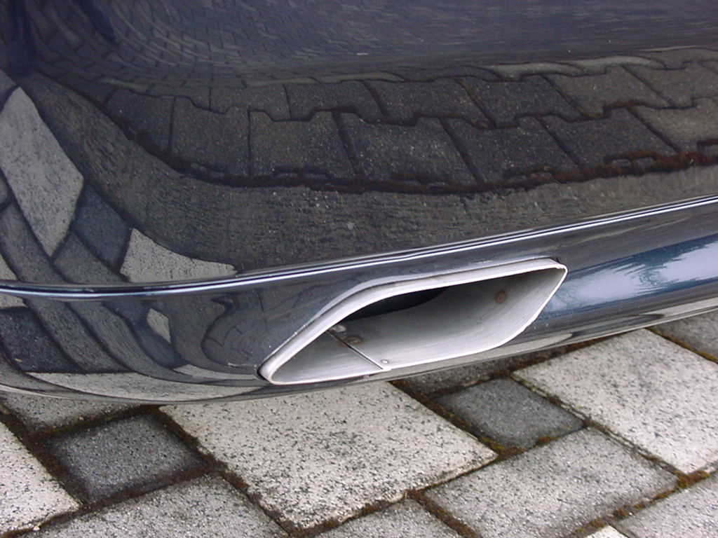 Heck Verkleidung Sch&uuml;rtze clk w208 dezent