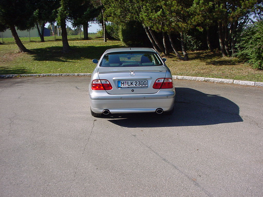 Heck Verkleidung Sch&uuml;rtze clk w208 dezent