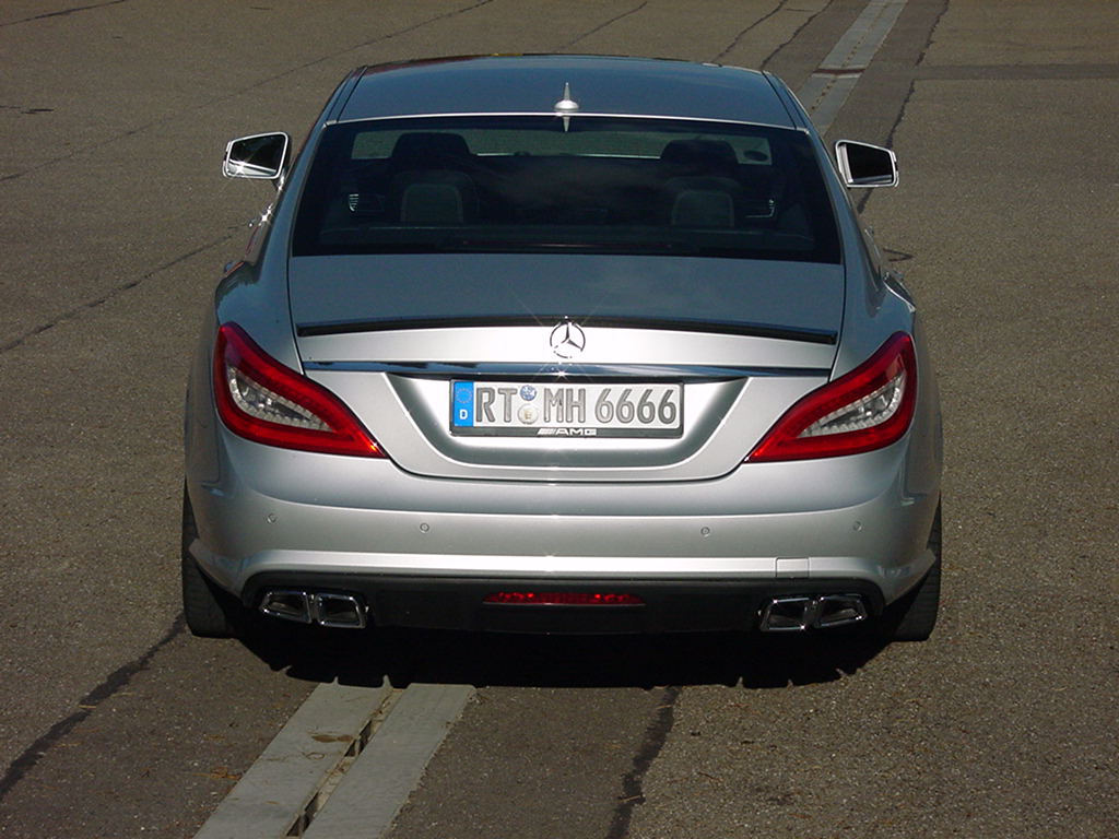 CLS W218  AMG 63 Sportendrohre 