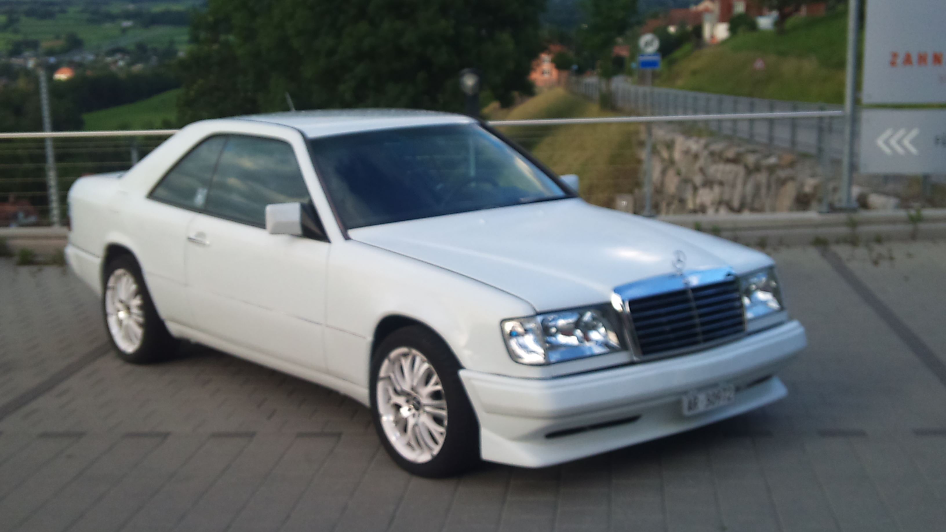 legance Styling E-Klasse W124 500E Stoßstange Schweller Bausatz Bodykit goeckel