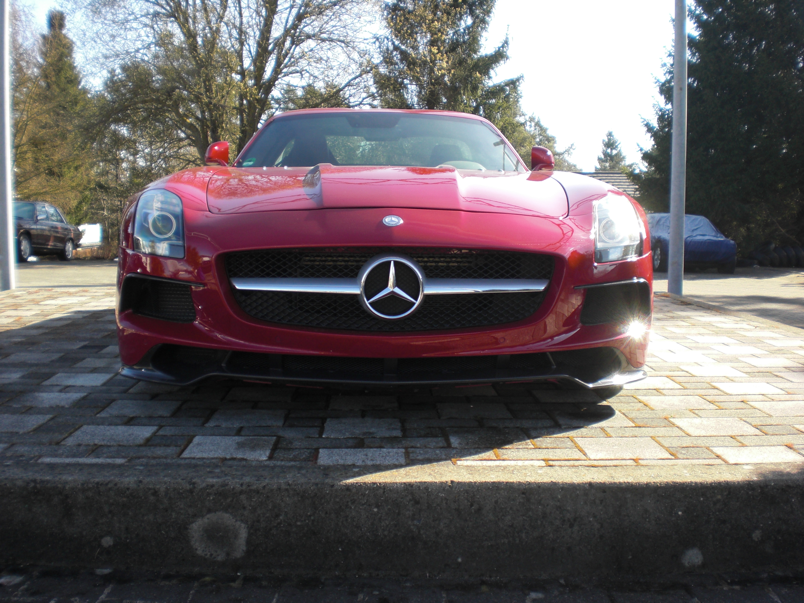 SLS C197 Coupe, Roadster, Black Series Look auf der Basis des Serien SLS. Keine Karosseriebearbeitung notwendig. Jederzeit r&uuml;ckr&uuml;stbar. G&ouml;ckel Performance 