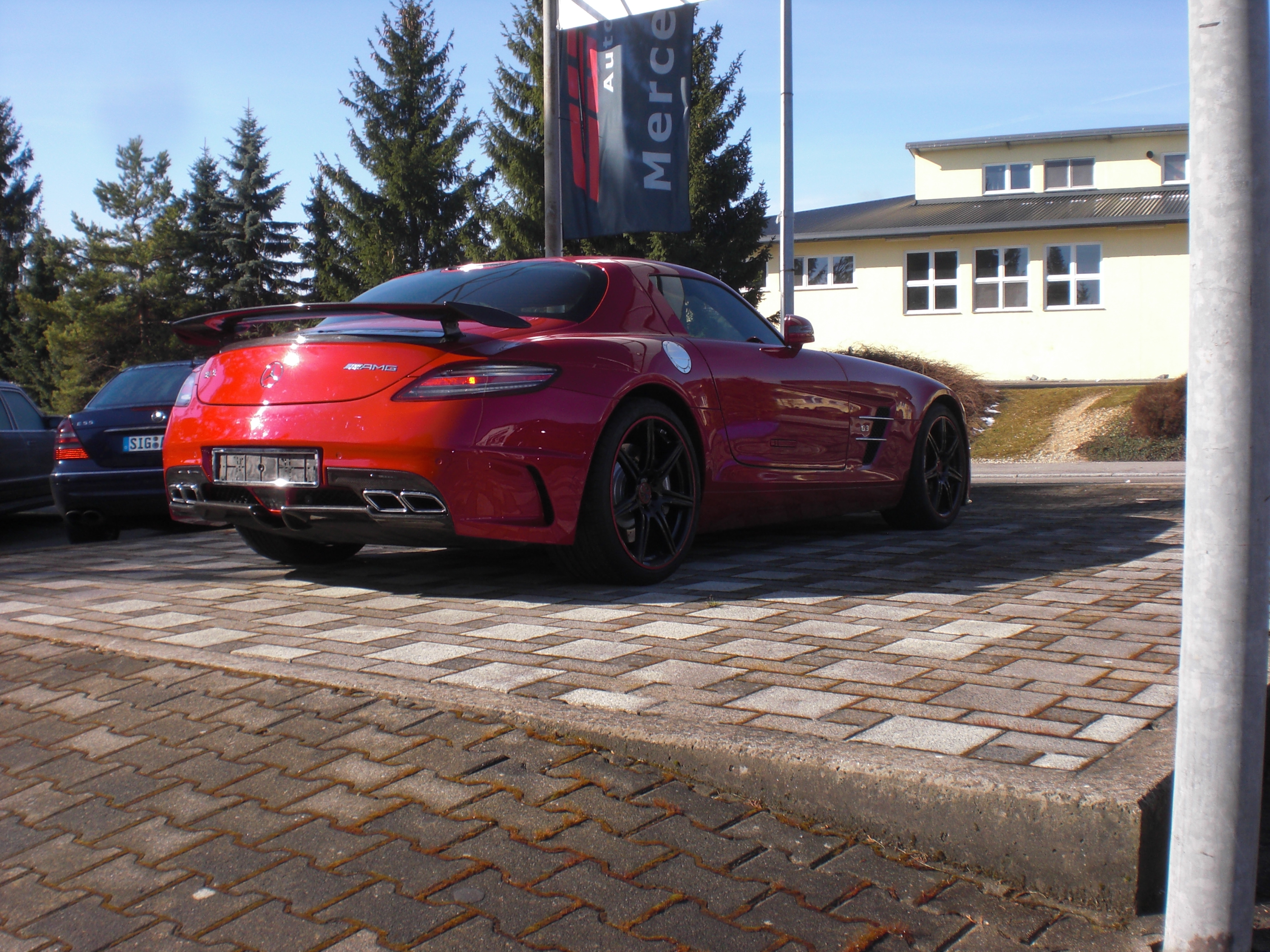 SLS C197 Coupe, Roadster, Black Series Look auf der Basis des Serien SLS. Keine Karosseriebearbeitung notwendig. Jederzeit r&uuml;ckr&uuml;stbar. G&ouml;ckel Performance 