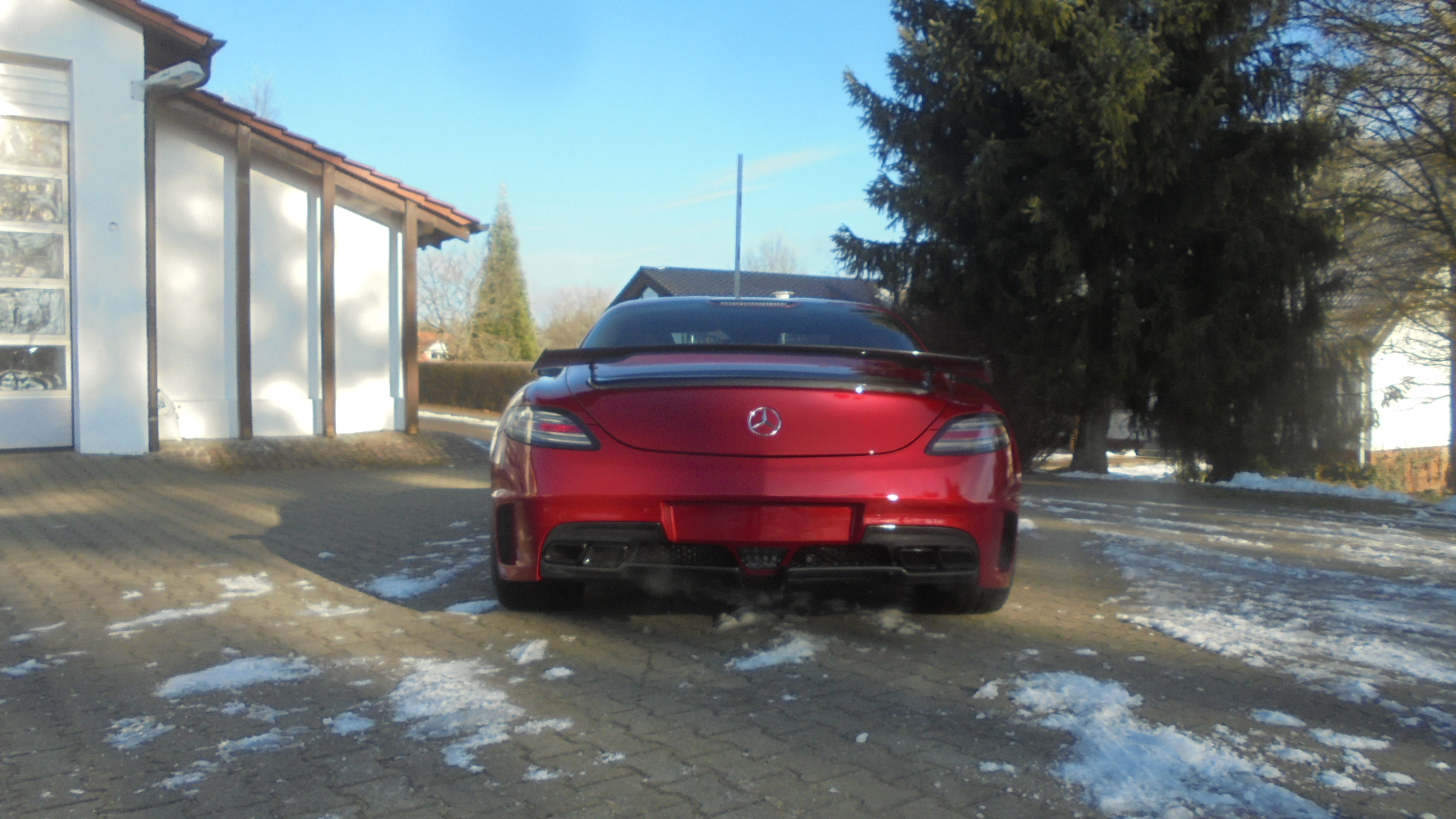 SLS C197 Coupe, Roadster, Black Series Look auf der Basis des Serien SLS. Keine Karosseriebearbeitung notwendig. Jederzeit r&uuml;ckr&uuml;stbar. G&ouml;ckel Performance 