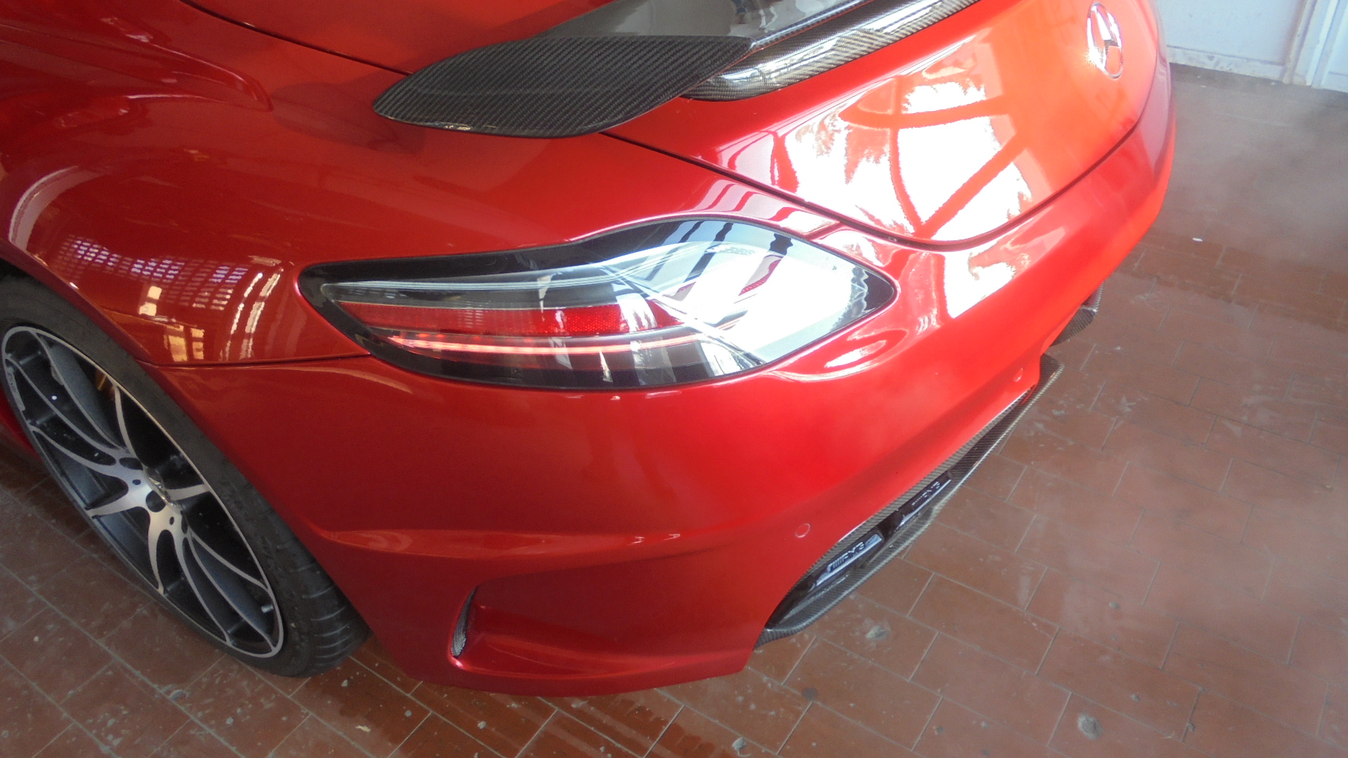SLS C197 Coupe, Roadster, Black Series Look auf der Basis des Serien SLS. Keine Karosseriebearbeitung notwendig. Jederzeit r&uuml;ckr&uuml;stbar. G&ouml;ckel Performance 