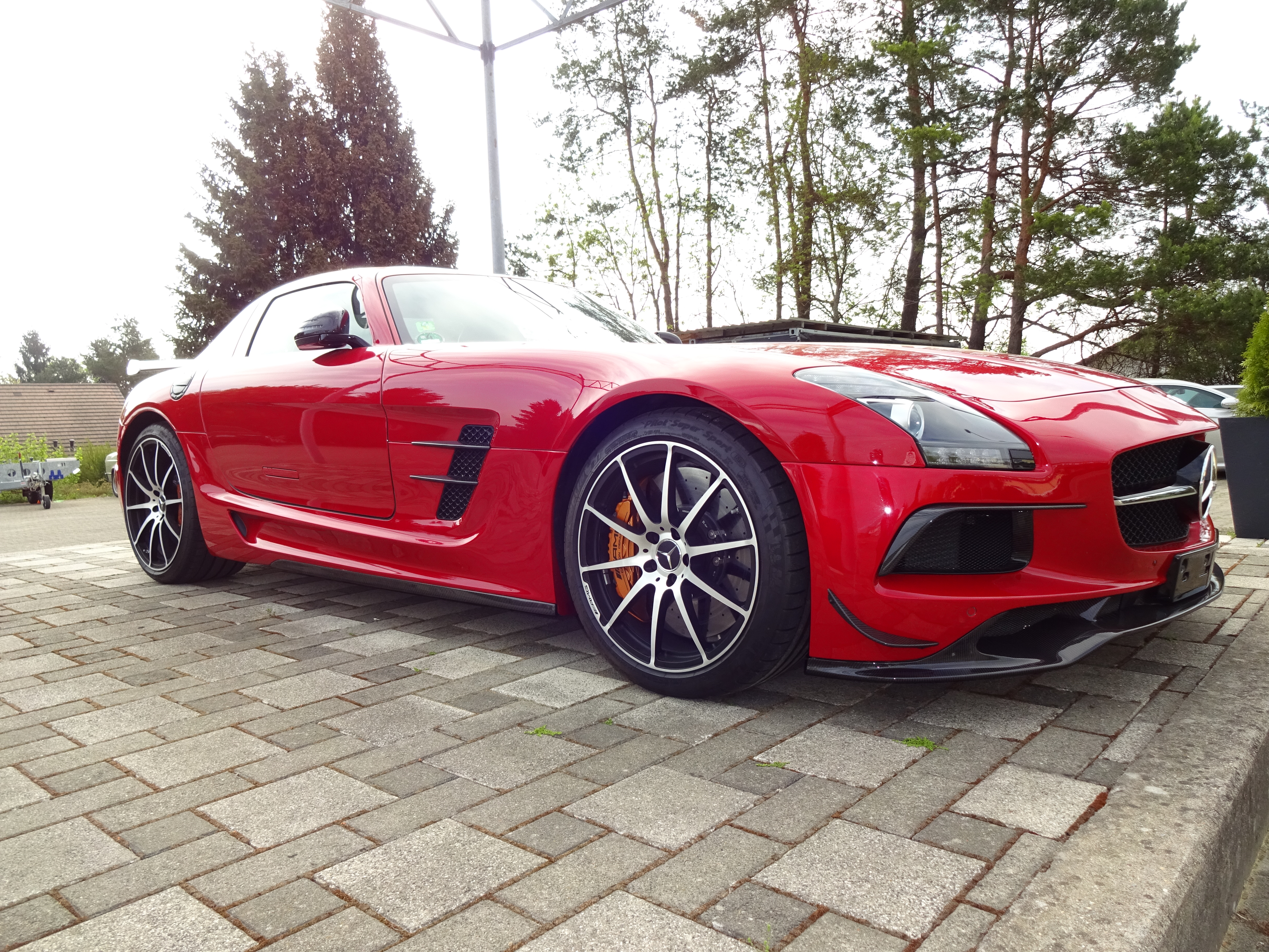 SLS C197 Coupe, Roadster, Black Series Look auf der Basis des Serien SLS. Keine Karosseriebearbeitung notwendig. Jederzeit r&uuml;ckr&uuml;stbar. G&ouml;ckel Performance 