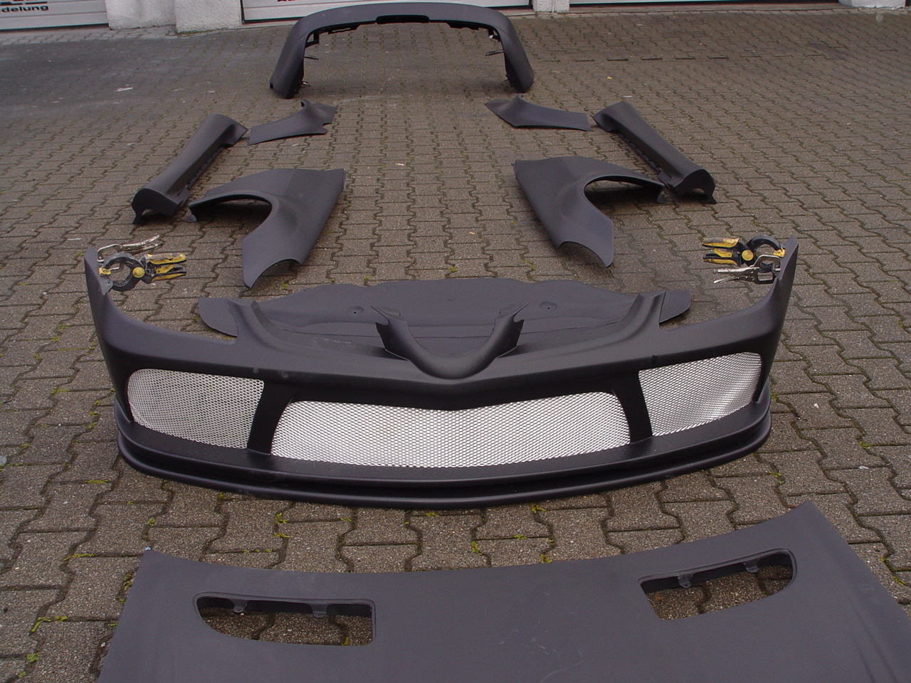 SLK R171 AMG Black Series bodykit Bausatz wide body Göckel Automobilveredelung Styling Tuning Mercedes Benz